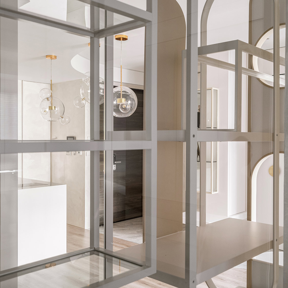 與貓共居的現代住宅